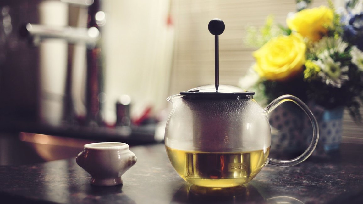green tea weight loss 1296x728 feature