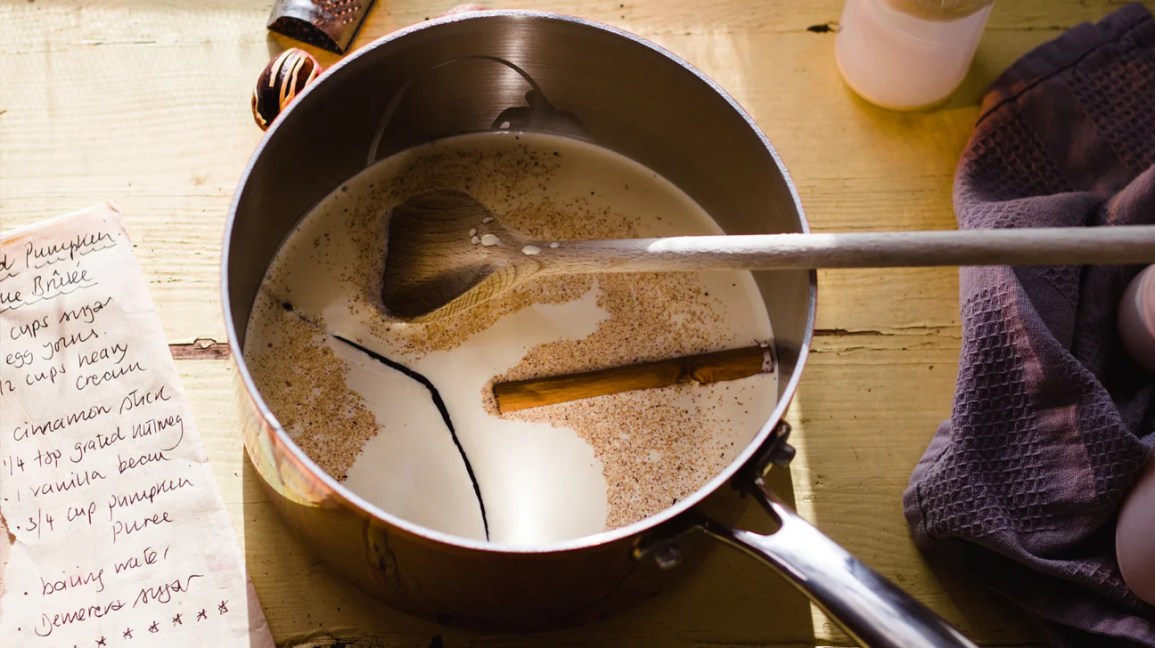 Pau de canela na panela