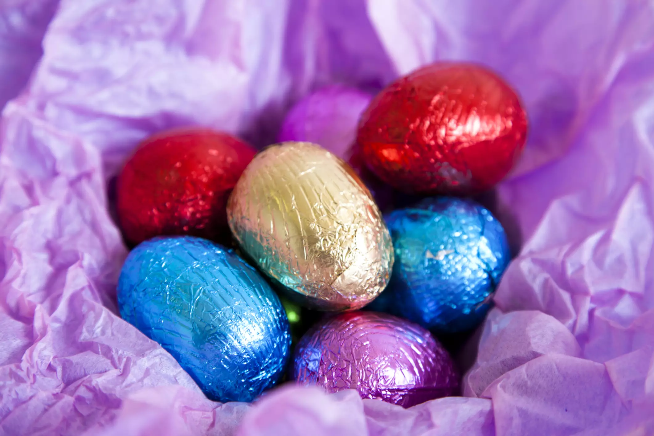 ovo de chocolate calorias